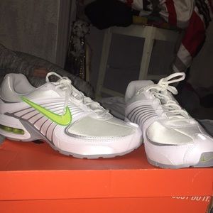 I am selling WNBA air max torch 6 Nike’s